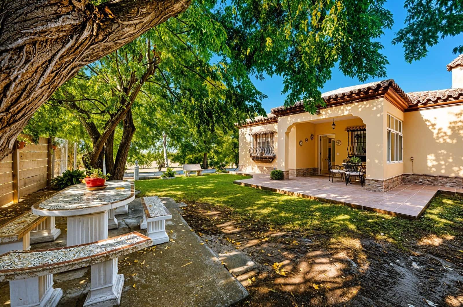 3 bedroom Villa for sale in Chiclana de la Frontera with pool - € 349,990 (Ref: 9296788)