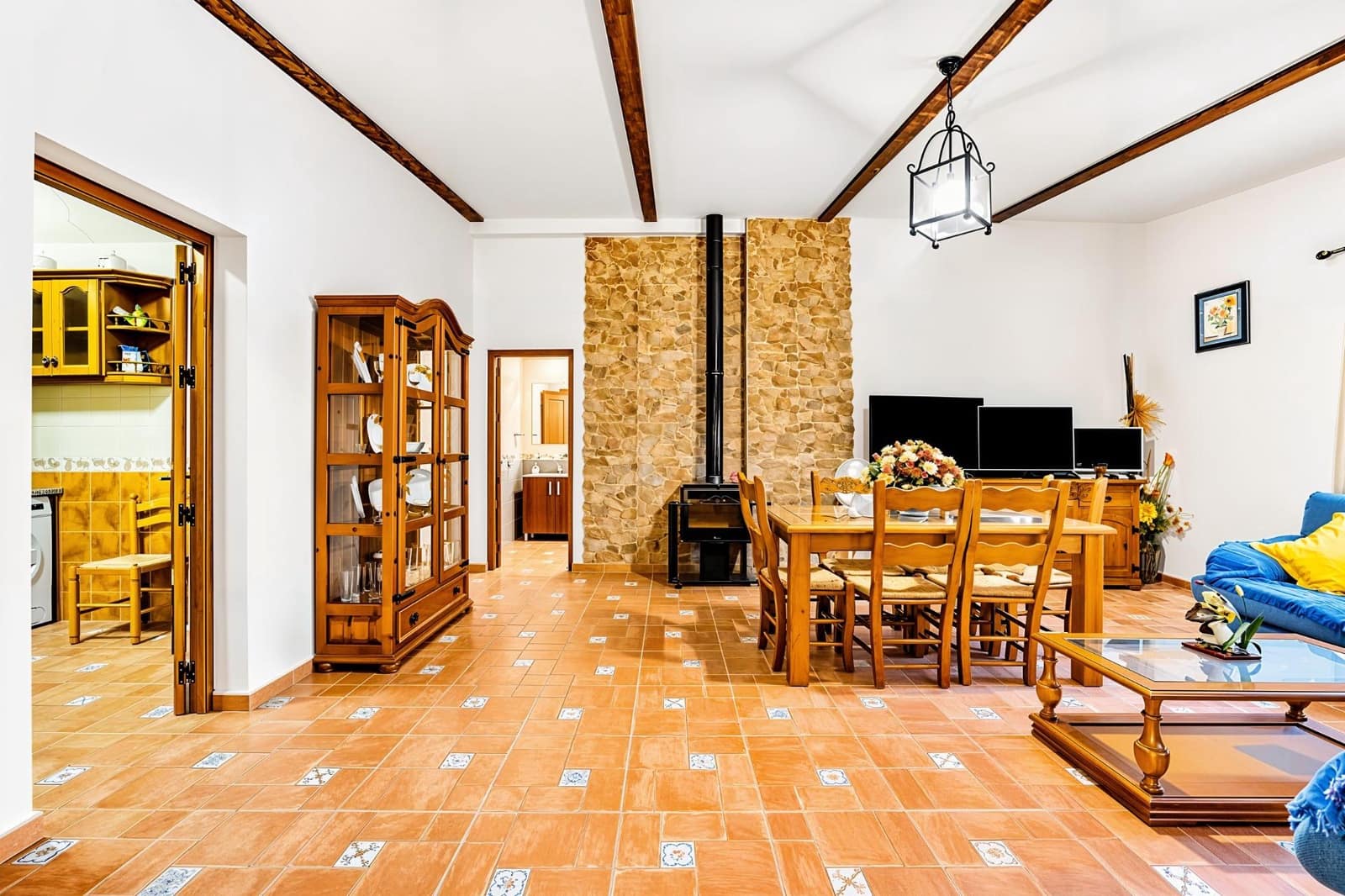 3 bedroom Villa for sale in Chiclana de la Frontera with pool - € 349,990 (Ref: 9296788)