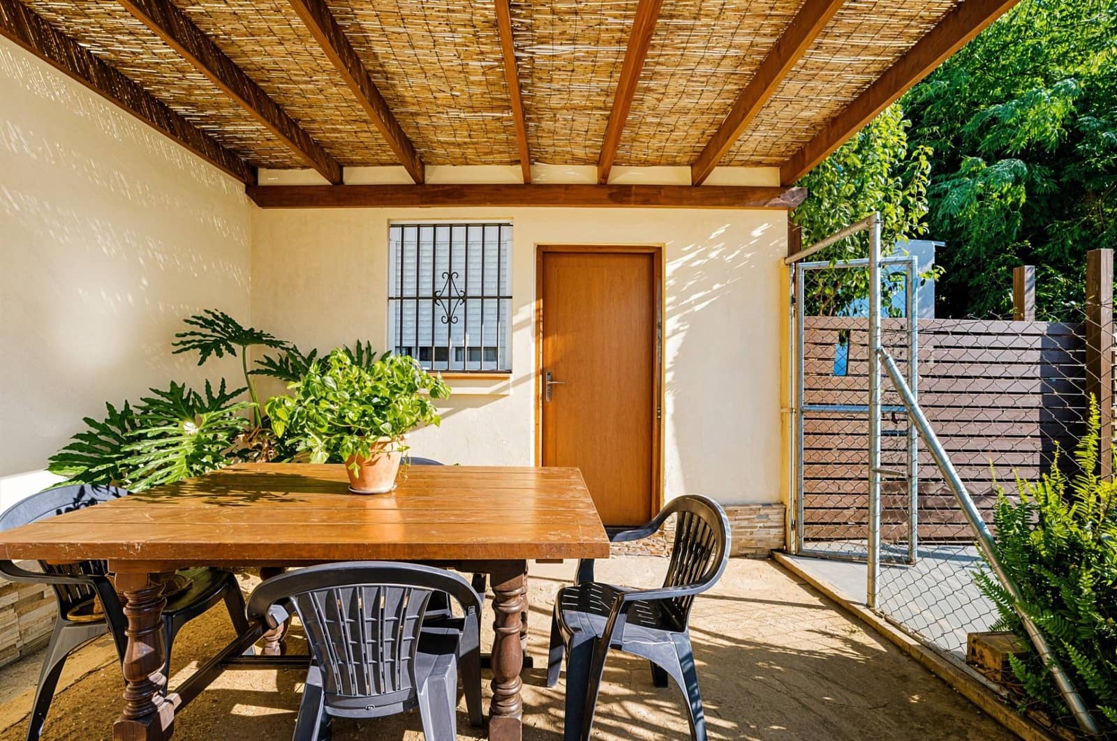 3 bedroom Villa for sale in Chiclana de la Frontera with pool - € 349,990 (Ref: 9296788)