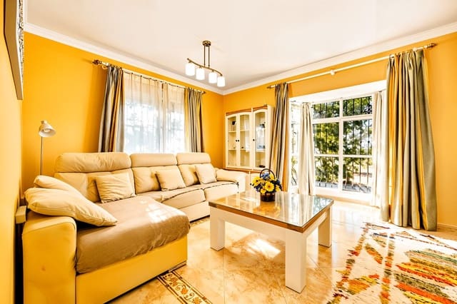 3 sypialnia Willa na sprzedaż w Chiclana de la Frontera z basenem - 349 990 € (Ref: 9296788)