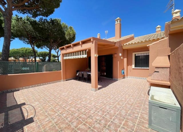 2 chambre Villa/Maison Mitoyenne à vendre à La Barrosa, Chiclana de la Frontera avec piscine - 349 990 € (Ref: 9300969)