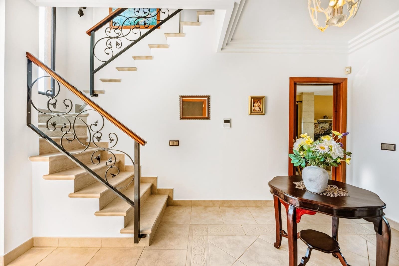 5 sypialnia Willa na sprzedaż w Chiclana de la Frontera z basenem garażem - 650 000 € (Ref: 9337869)