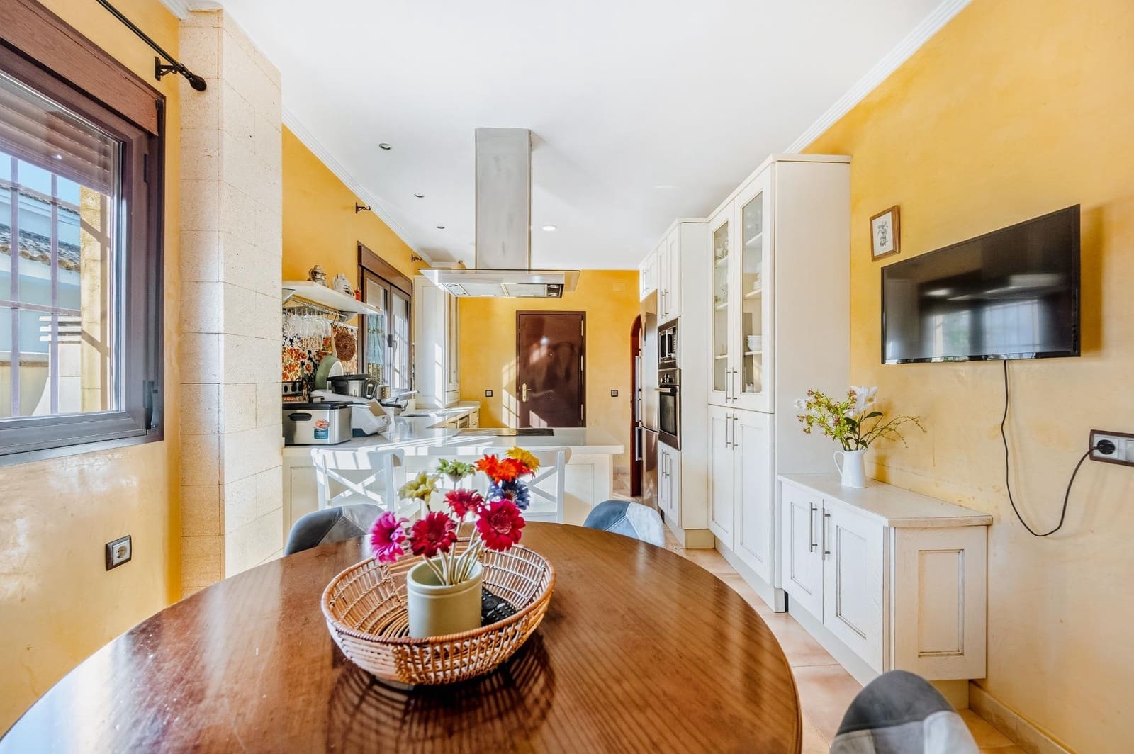 5 sypialnia Willa na sprzedaż w Chiclana de la Frontera z basenem garażem - 630 000 € (Ref: 9337869)