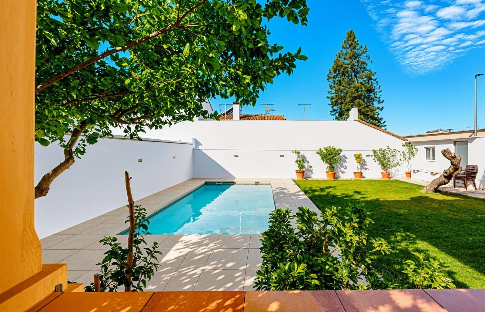 5 bedroom Villa for sale in Chiclana de la Frontera with pool garage - € 630,000 (Ref: 9337869)