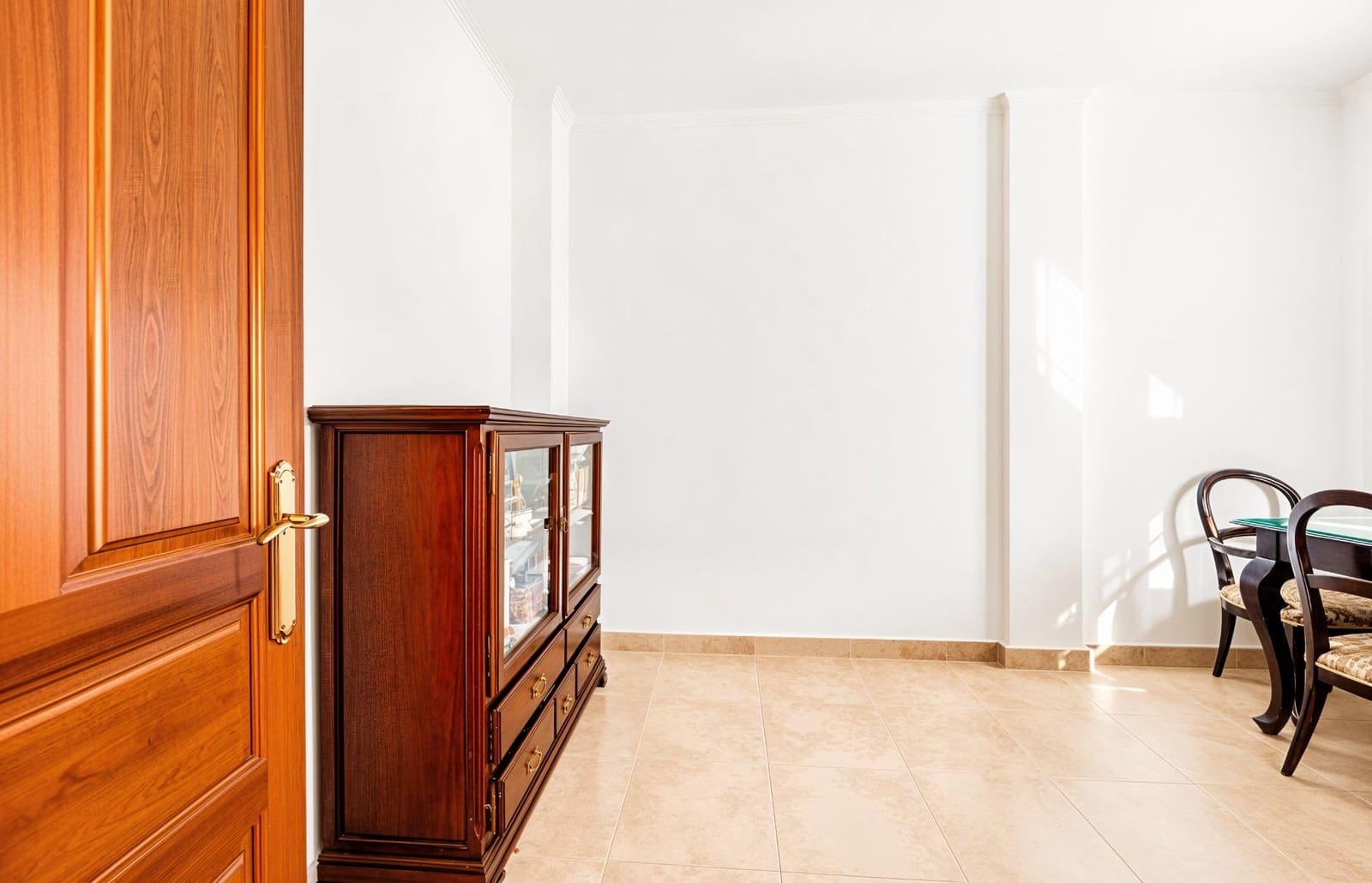 5 bedroom Villa for sale in Chiclana de la Frontera with pool garage - € 630,000 (Ref: 9337869)