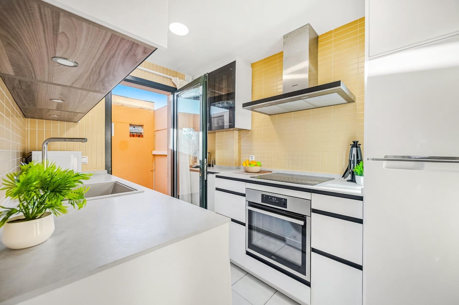 3 camera da letto Villetta a Schiera in vendita in Novo Sancti Petri con piscina - 669.900 € (Rif: 9419615)