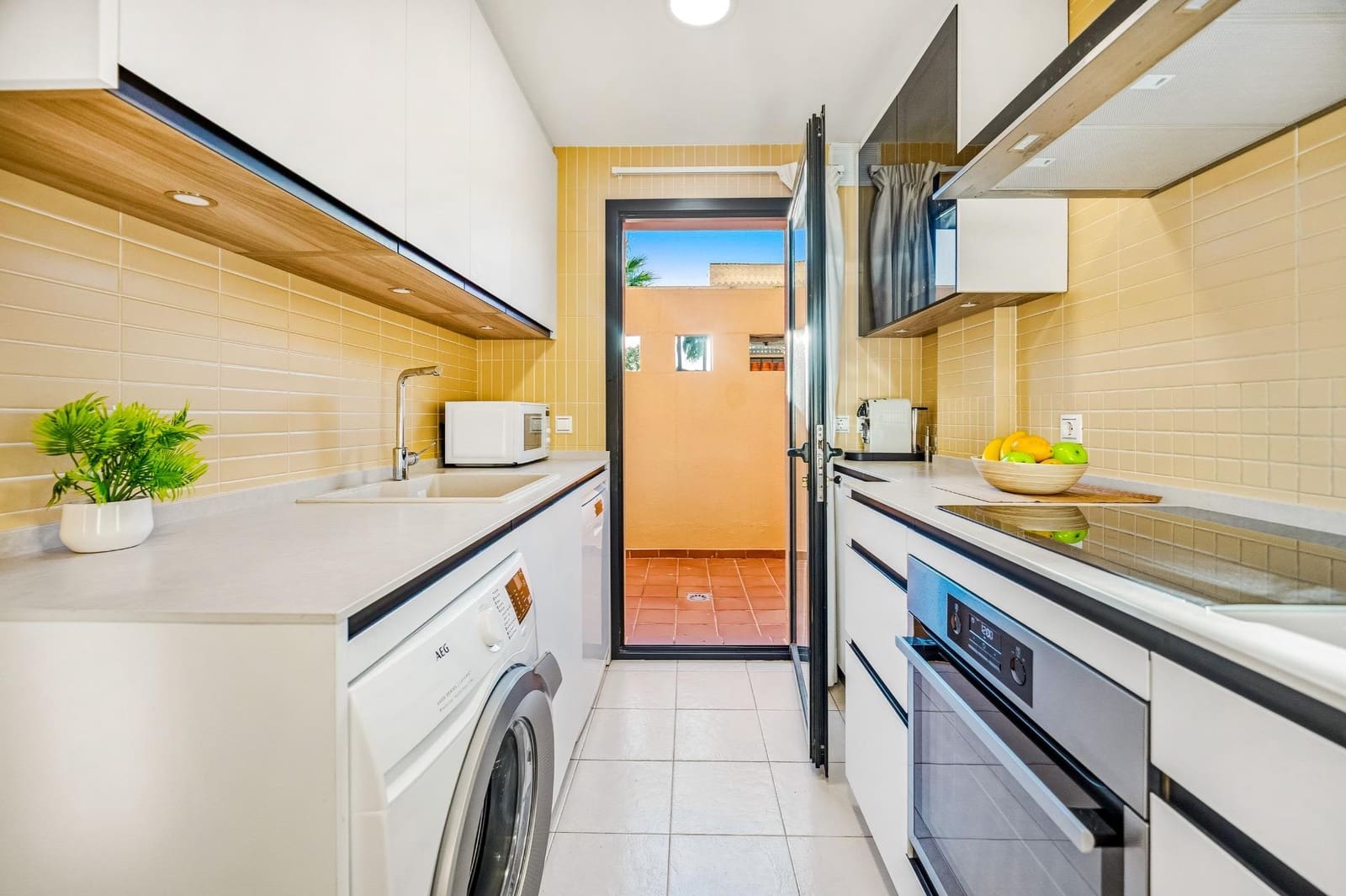 3 camera da letto Villetta a Schiera in vendita in Novo Sancti Petri con piscina - 669.900 € (Rif: 9419615)