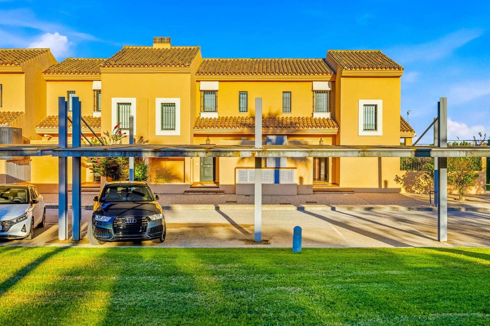 3 camera da letto Villetta a Schiera in vendita in Novo Sancti Petri con piscina - 669.900 € (Rif: 9419615)