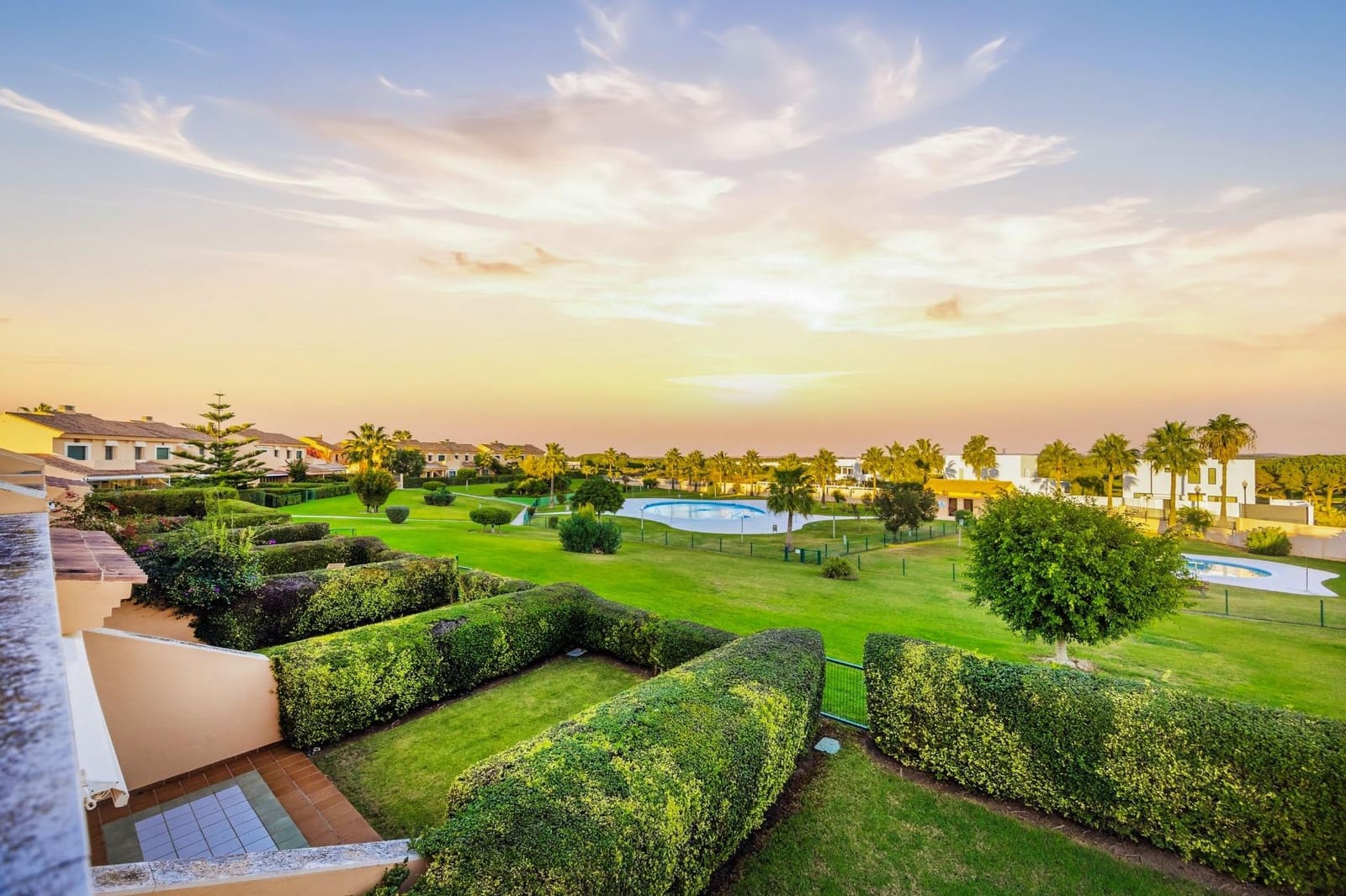 3 camera da letto Villetta a Schiera in vendita in Novo Sancti Petri con piscina - 669.900 € (Rif: 9419615)