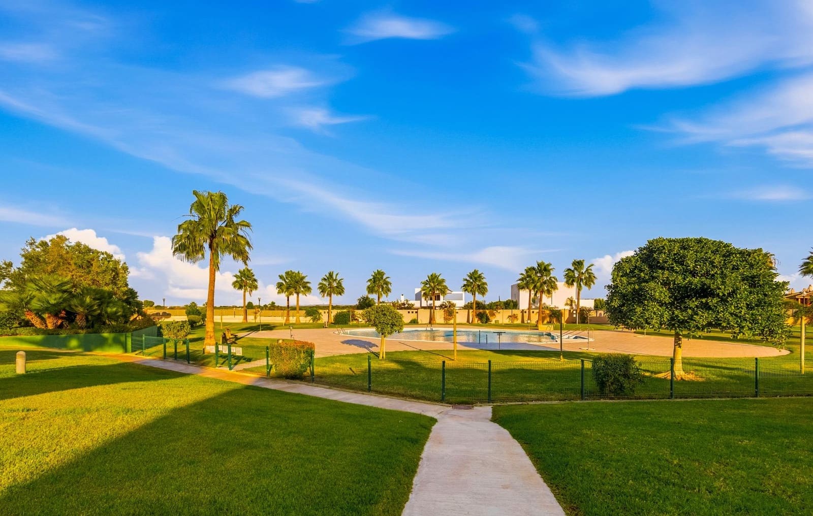 3 camera da letto Villetta a Schiera in vendita in Novo Sancti Petri con piscina - 669.900 € (Rif: 9419615)