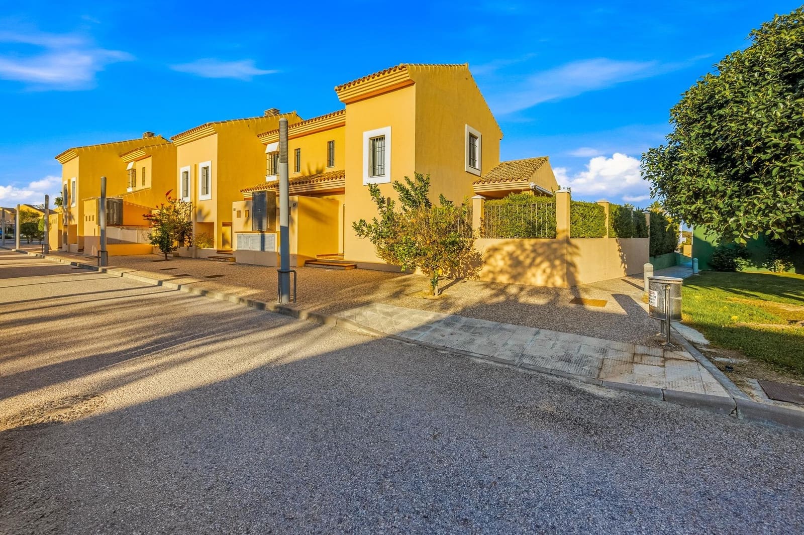 3 camera da letto Villetta a Schiera in vendita in Novo Sancti Petri con piscina - 669.900 € (Rif: 9419615)