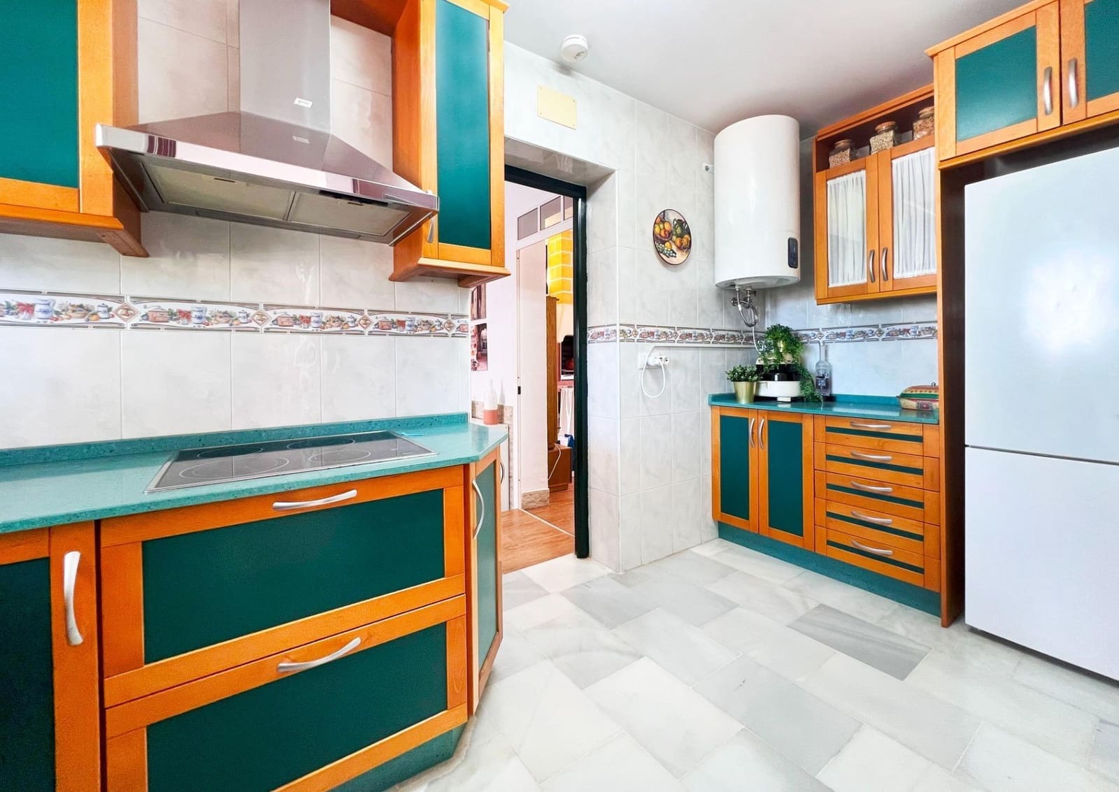 4 bedroom Villa for sale in Chiclana de la Frontera with pool garage - € 424,990 (Ref: 9509231)