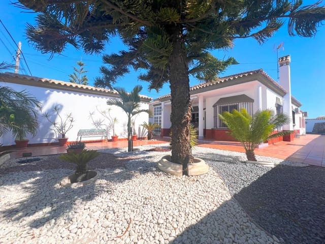 4 sypialnia Willa na sprzedaż w Chiclana de la Frontera z basenem garażem - 424 990 € (Ref: 9509231)