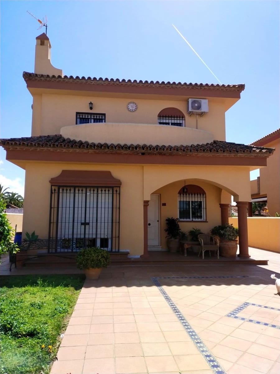 4 sypialnia Willa na sprzedaż w Chiclana de la Frontera z basenem - 400 000 € (Ref: 9527881)