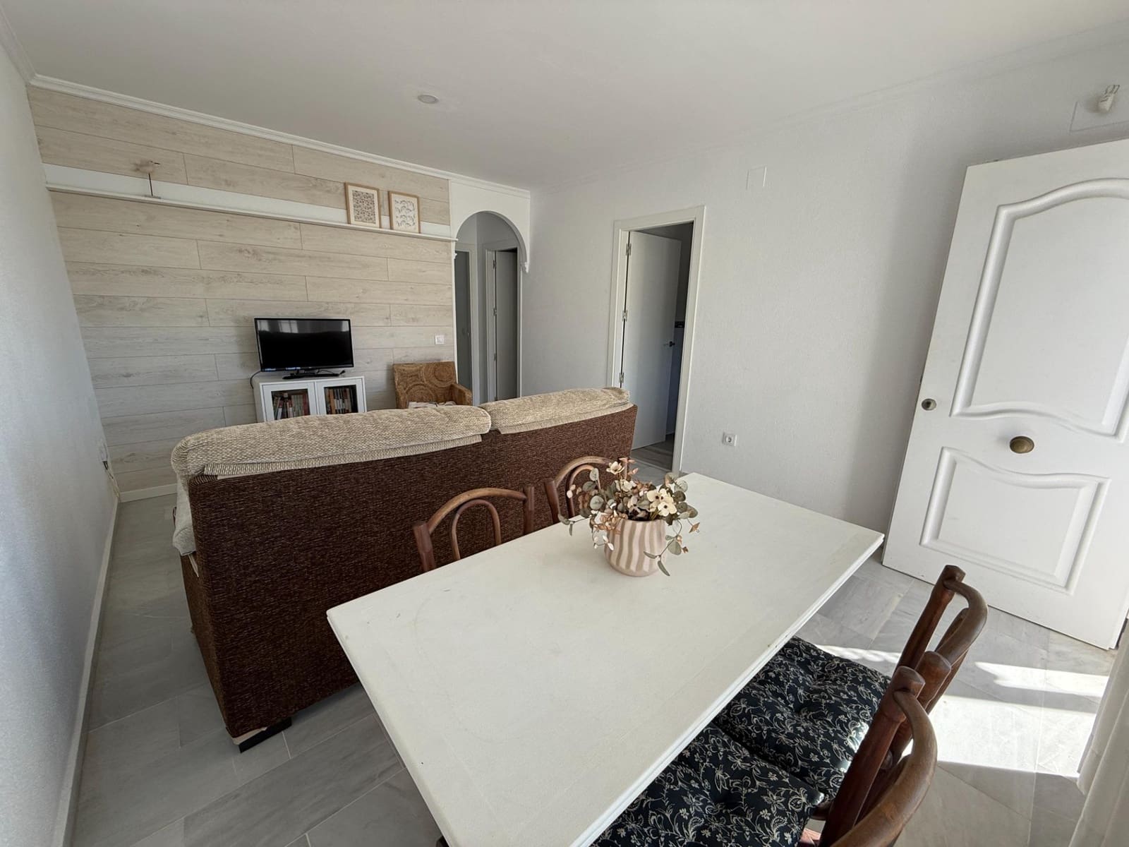 2 slaapkamer Appartement te koop in La Barrosa met zwembad - € 310.000 (Ref: 9527883)