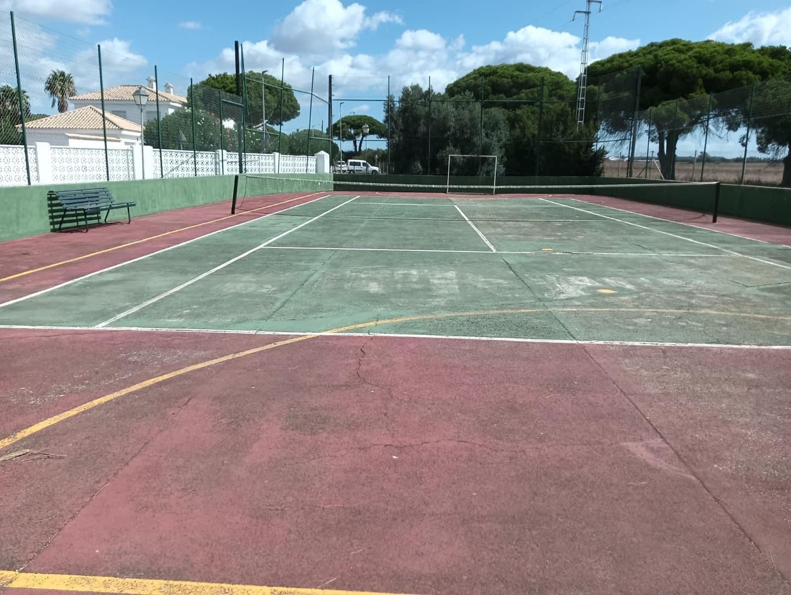 2 makuuhuone Rivitalo myytävänä paikassa Chiclana de la Frontera mukana uima-altaan - 209 900 € (Ref: 9535836)