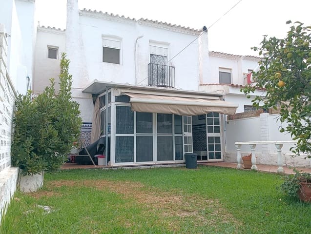 2 makuuhuone Rivitalo myytävänä paikassa Chiclana de la Frontera mukana uima-altaan - 209 900 € (Ref: 9535836)