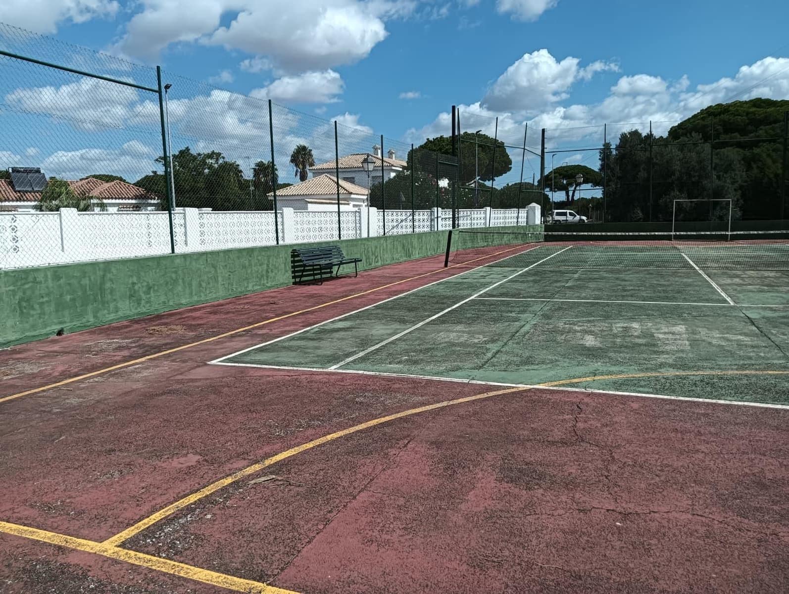 2 makuuhuone Rivitalo myytävänä paikassa Chiclana de la Frontera mukana uima-altaan - 209 900 € (Ref: 9535836)