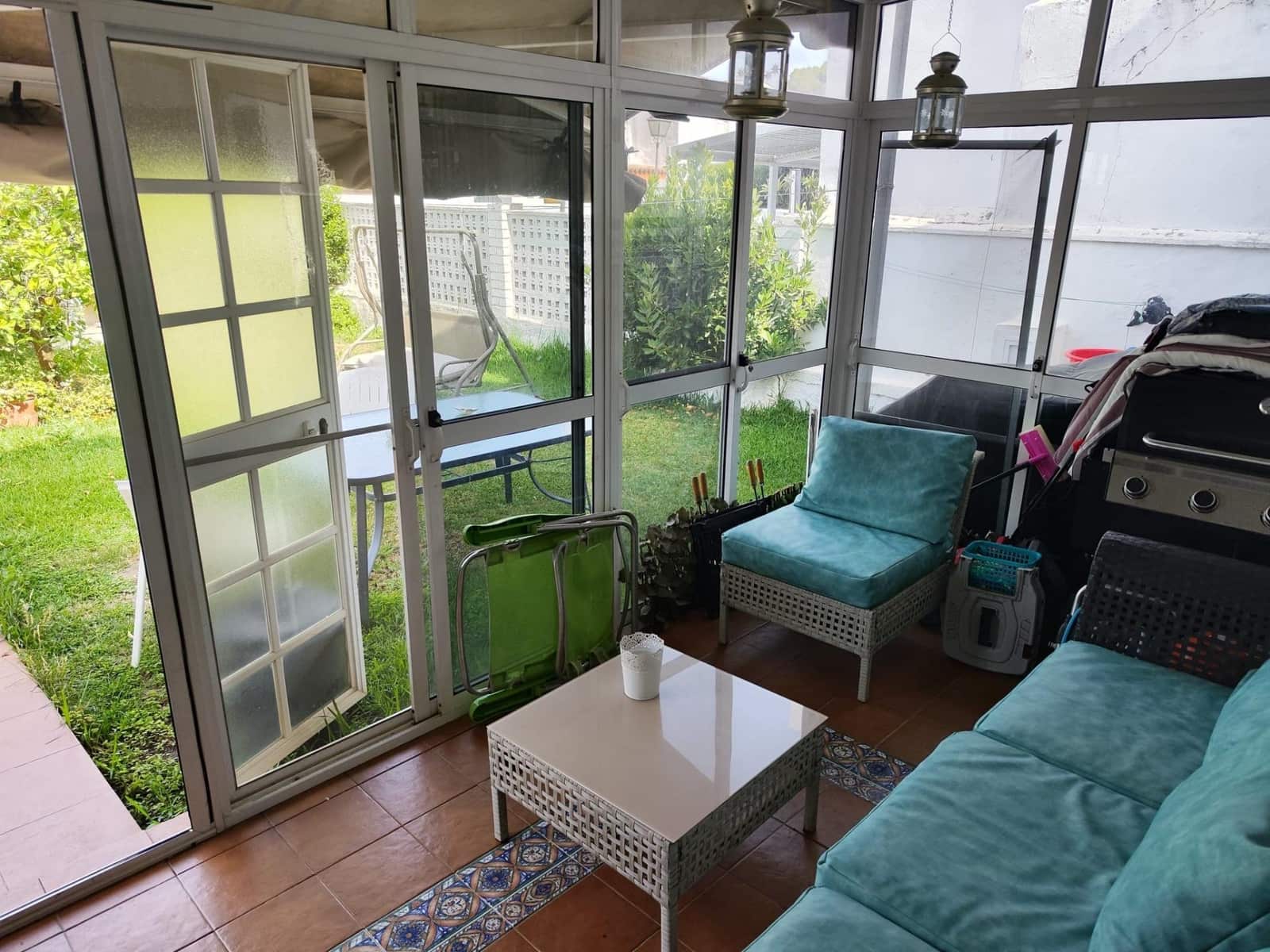 2 makuuhuone Rivitalo myytävänä paikassa Chiclana de la Frontera mukana uima-altaan - 209 900 € (Ref: 9535836)