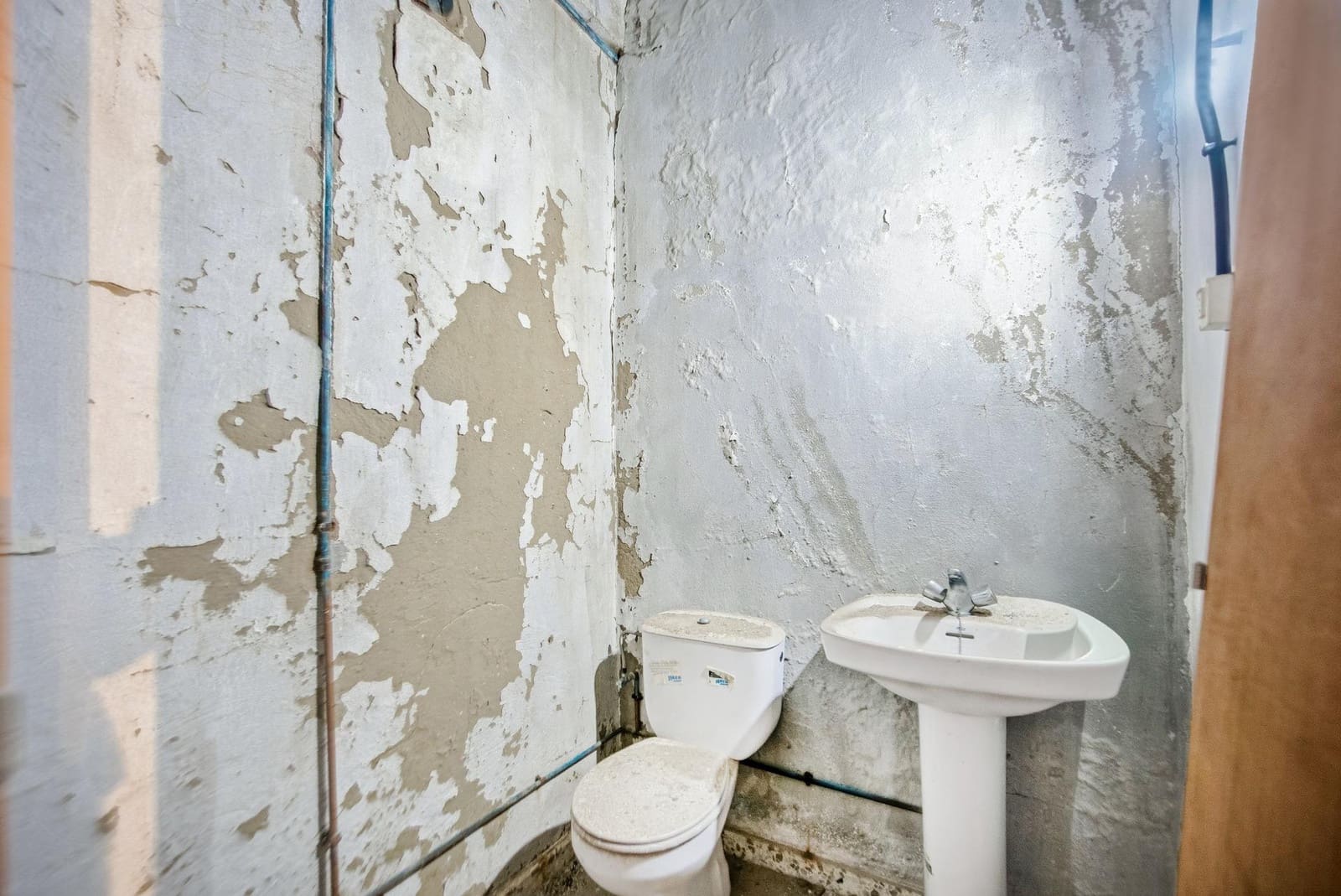 Kommersiell til salgs i Chiclana de la Frontera med garasje - € 310 000 (Ref: 9537343)