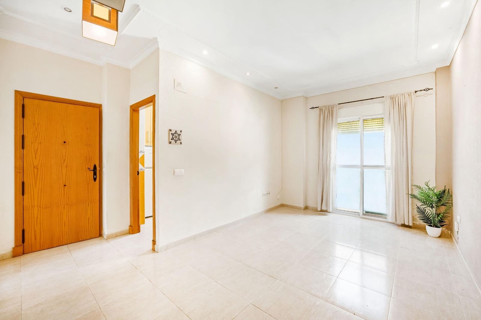 Piso de 2 habitaciones en Chiclana de la Frontera en venta - 144.990 € (Ref: 9608265)