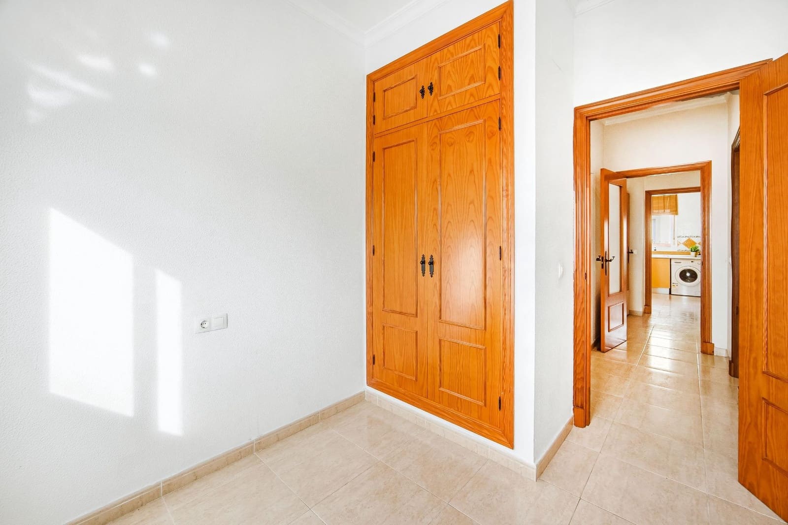 Piso de 2 habitaciones en Chiclana de la Frontera en venta - 144.990 € (Ref: 9608265)