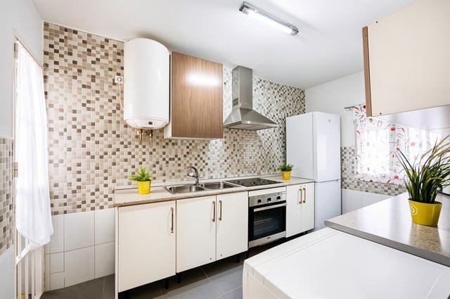4 soverom Villa til salgs i Chiclana de la Frontera - € 179 990 (Ref: 9619521)