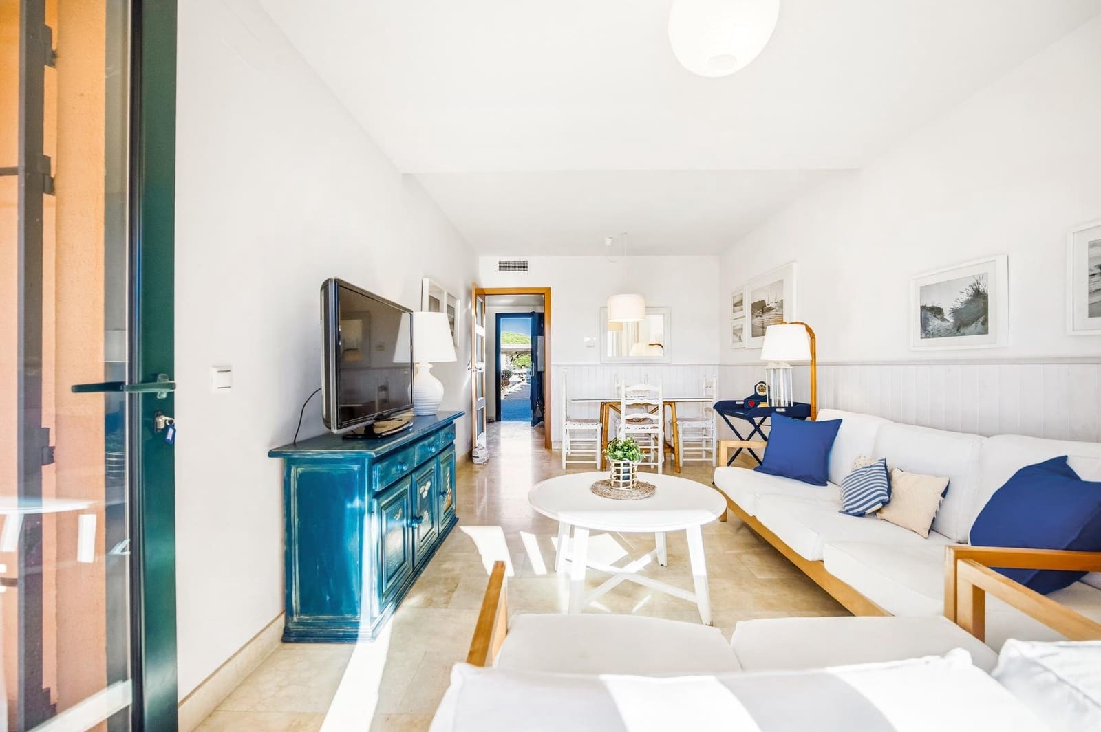 3 chambre Villa/Maison Mitoyenne à vendre à Novo Sancti Petri avec piscine - 659 900 € (Ref: 9625928)