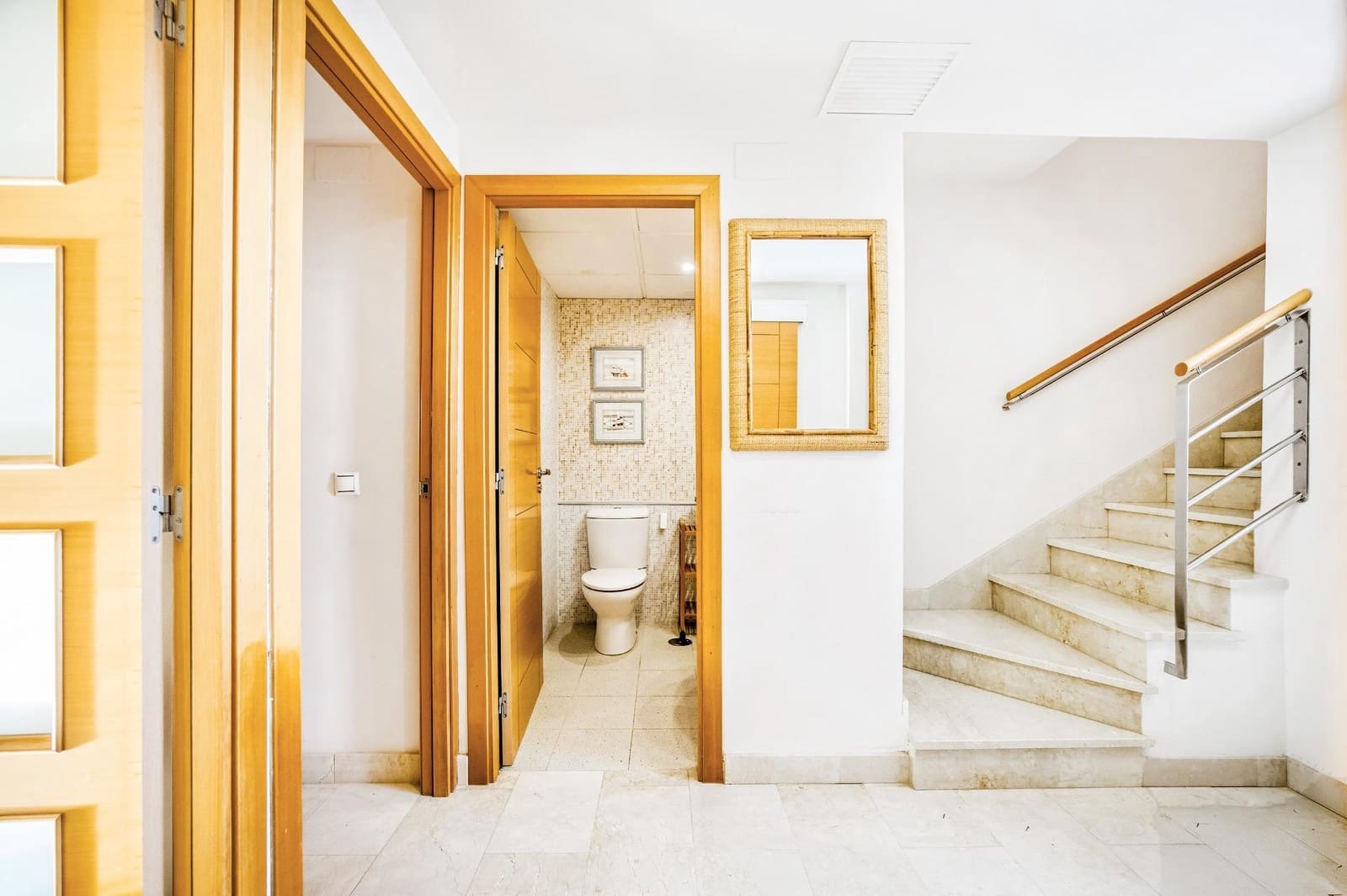 3 chambre Villa/Maison Mitoyenne à vendre à Novo Sancti Petri avec piscine - 659 900 € (Ref: 9625928)