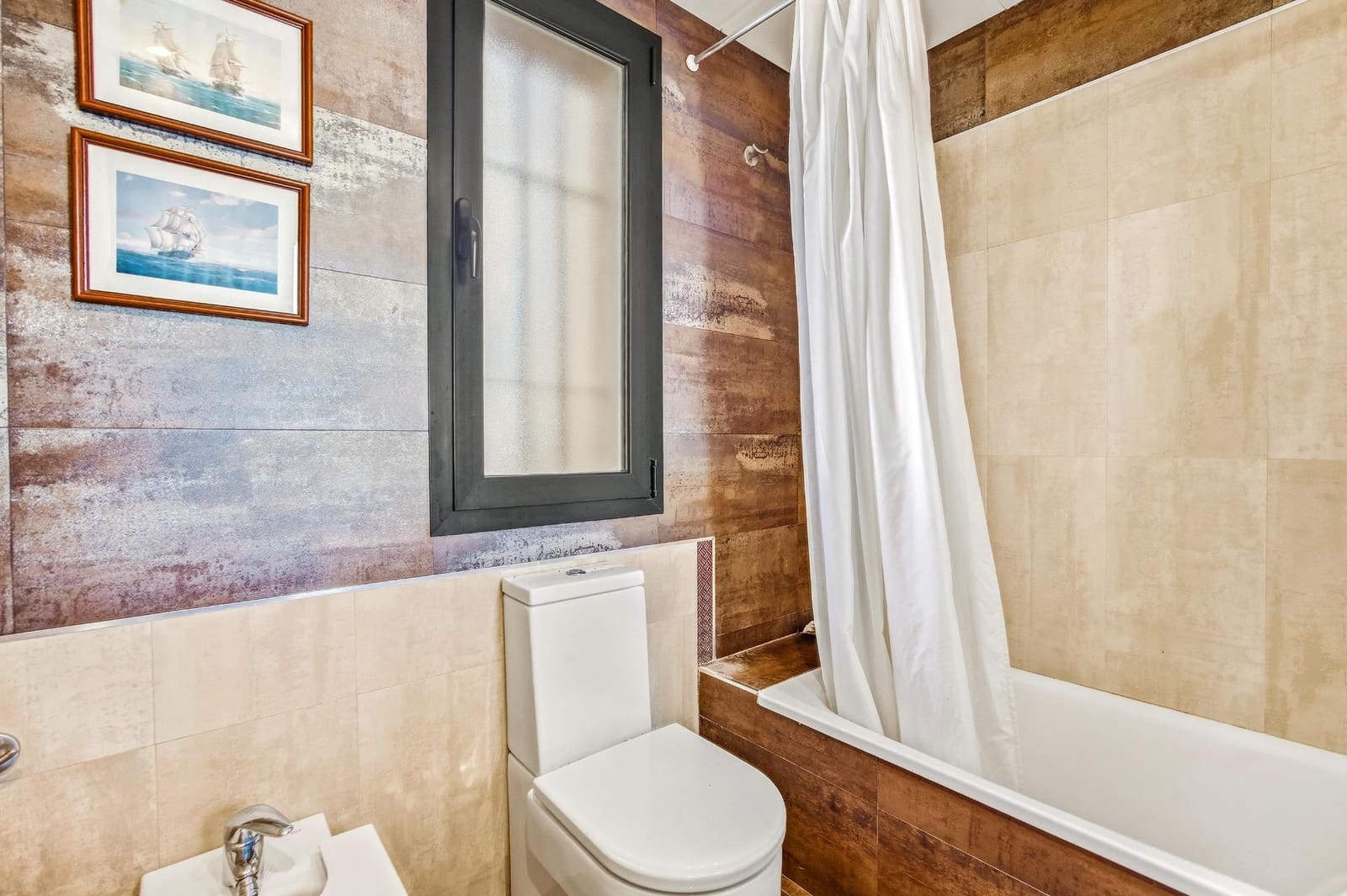 3 chambre Villa/Maison Mitoyenne à vendre à Novo Sancti Petri avec piscine - 659 900 € (Ref: 9625928)