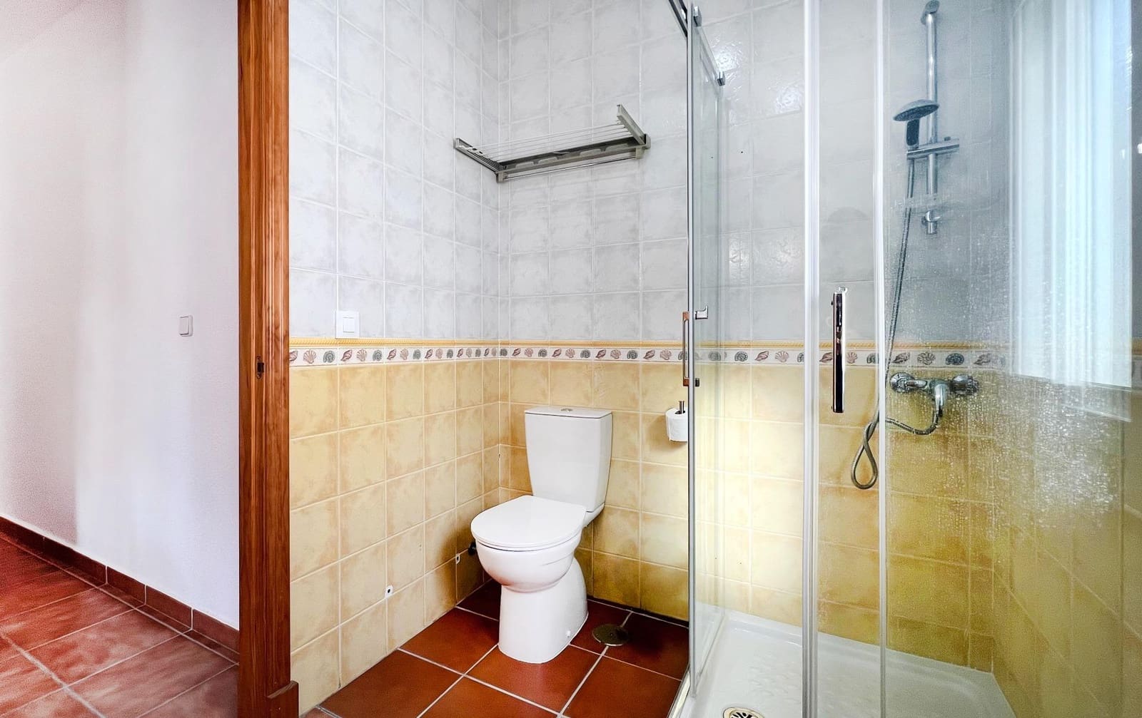 3 bedroom Villa for sale in Novo Sancti Petri with pool - € 335,000 (Ref: 9659641)