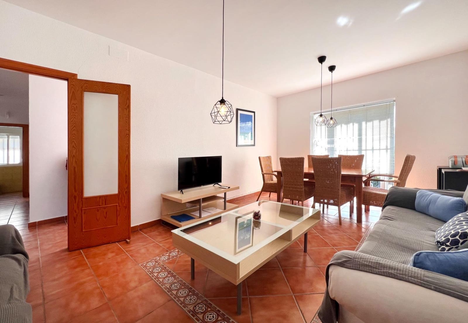 3 bedroom Villa for sale in Novo Sancti Petri with pool - € 335,000 (Ref: 9659641)