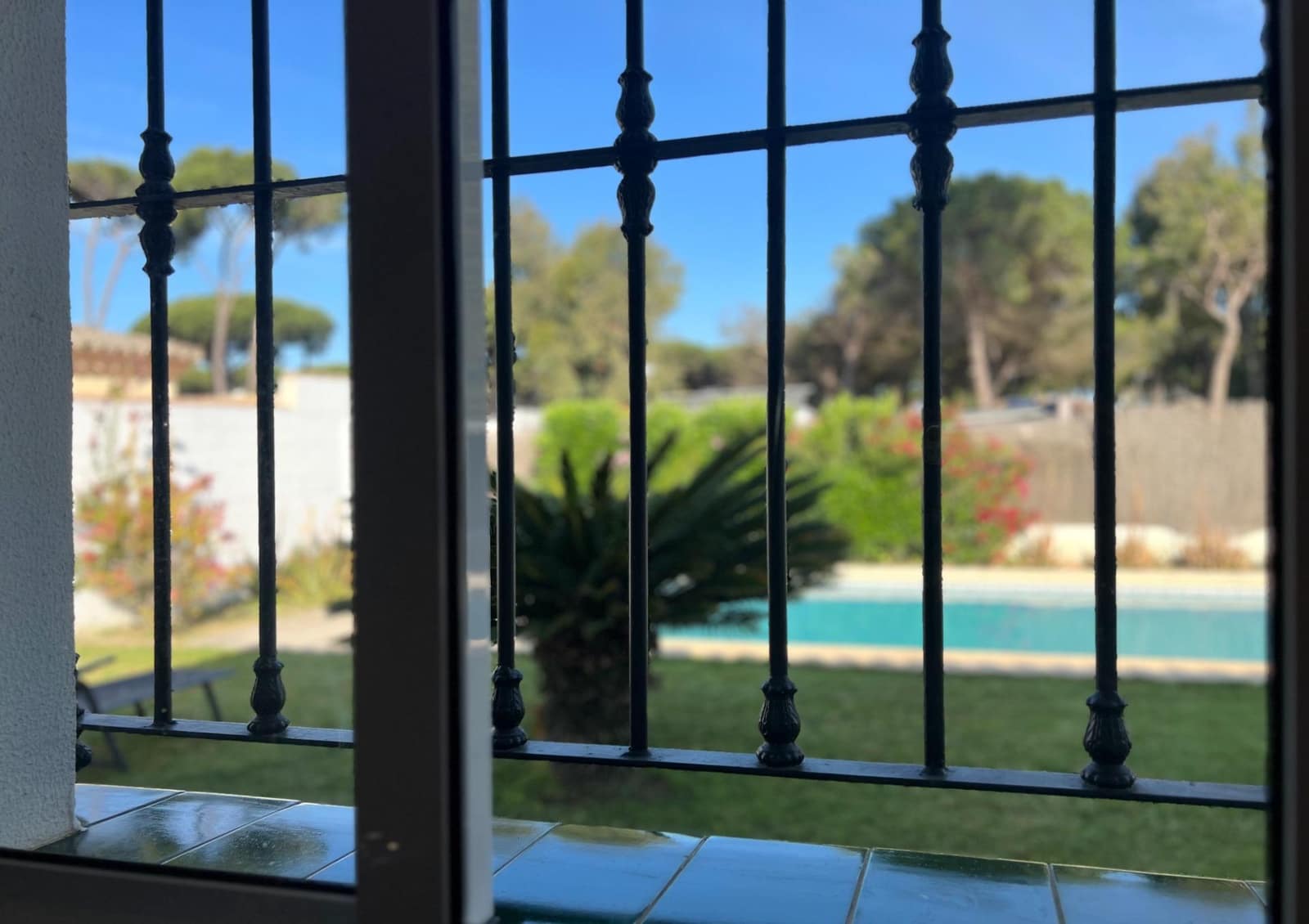 3 bedroom Villa for sale in Novo Sancti Petri with pool - € 335,000 (Ref: 9659641)