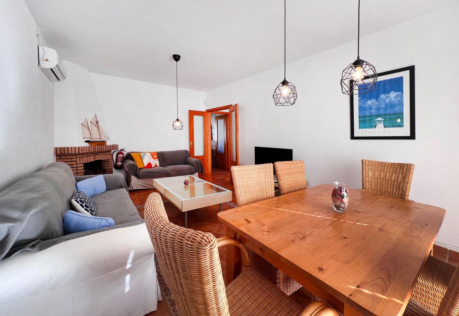 3 bedroom Villa for sale in Novo Sancti Petri with pool - € 335,000 (Ref: 9659641)