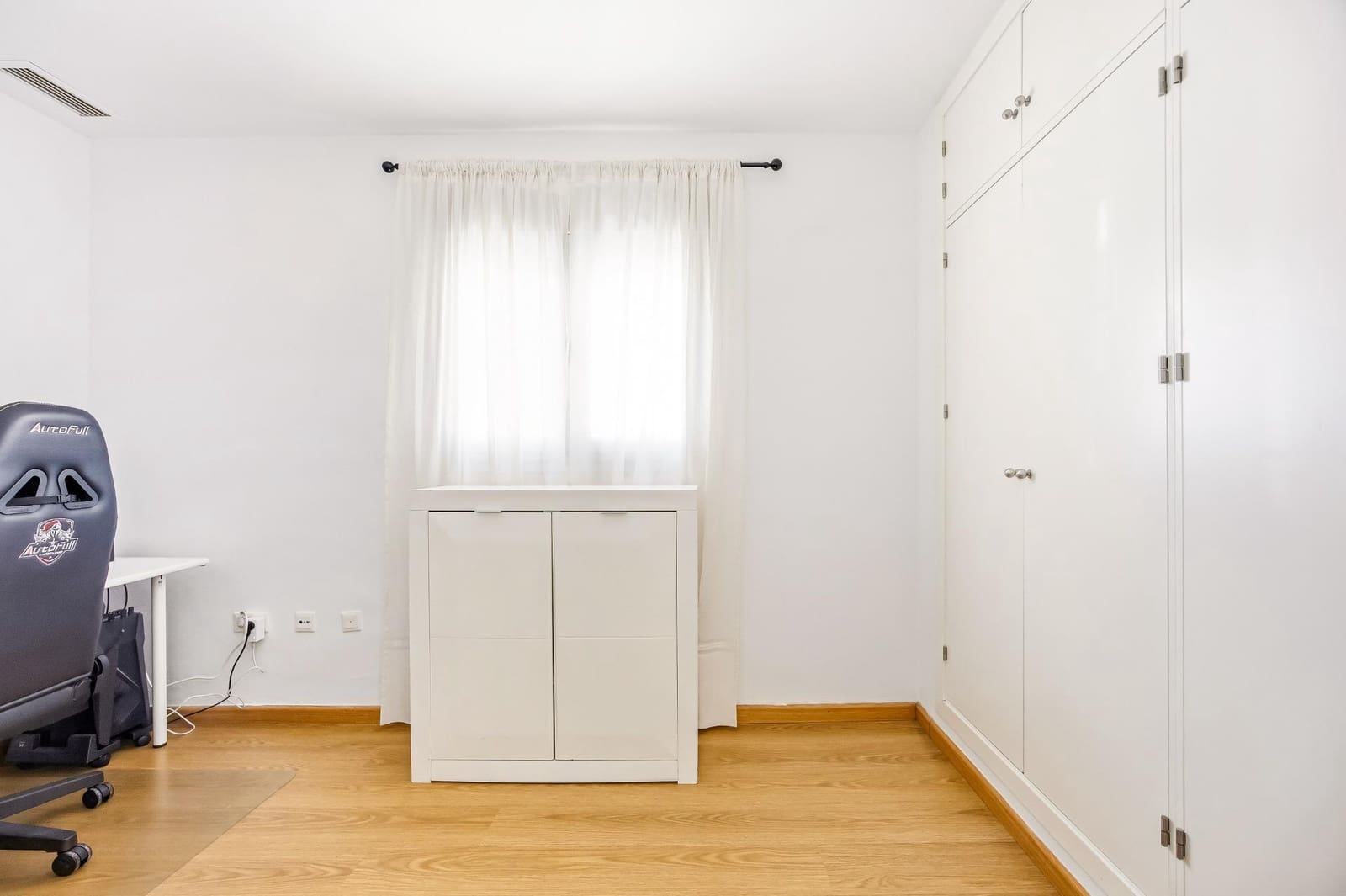 2 soveværelse Lejlighed til salg i Chiclana de la Frontera med swimmingpool garage - € 174.990 (Ref: 9698964)