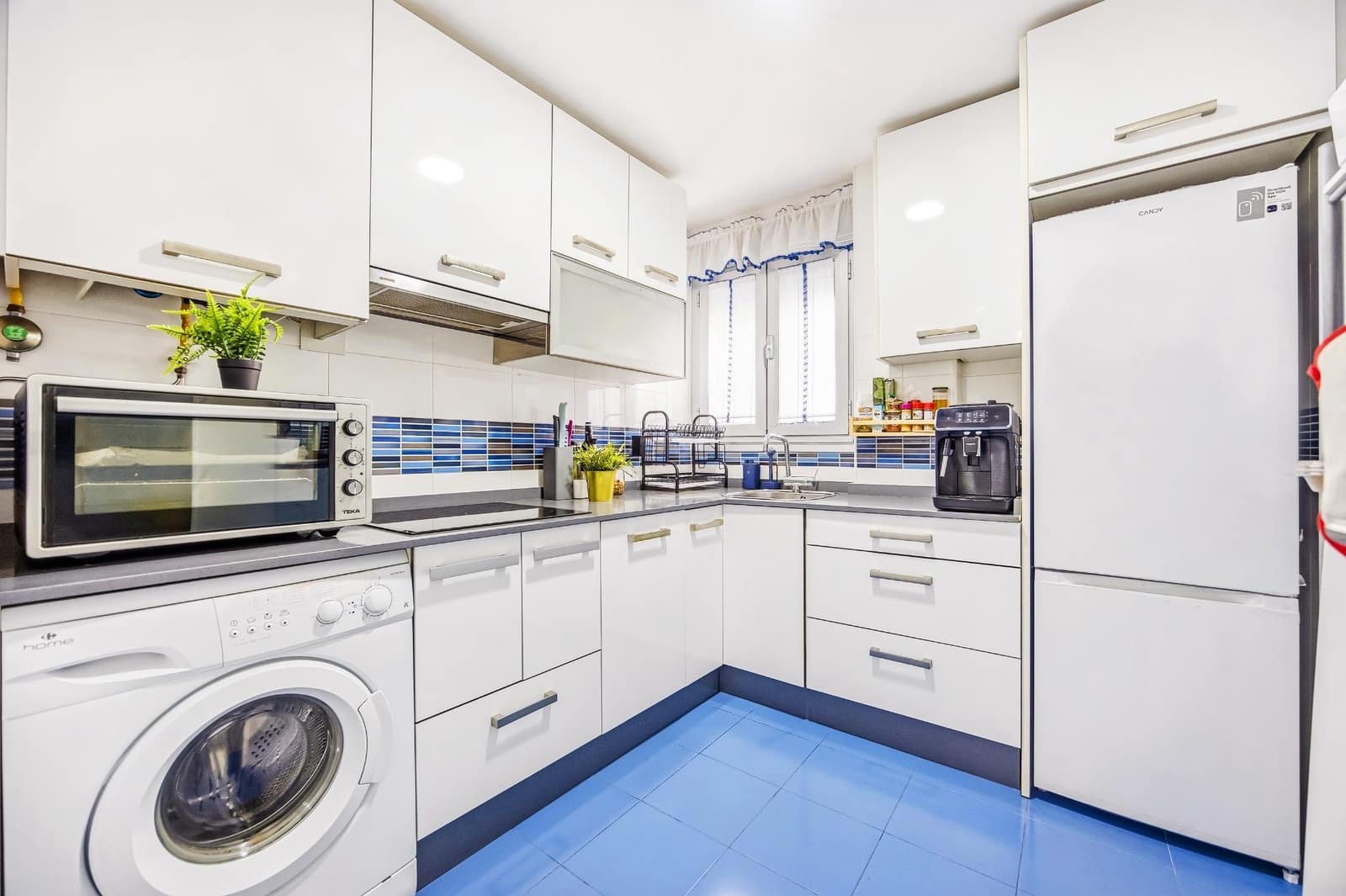 2 soveværelse Lejlighed til salg i Chiclana de la Frontera med swimmingpool garage - € 174.990 (Ref: 9698964)