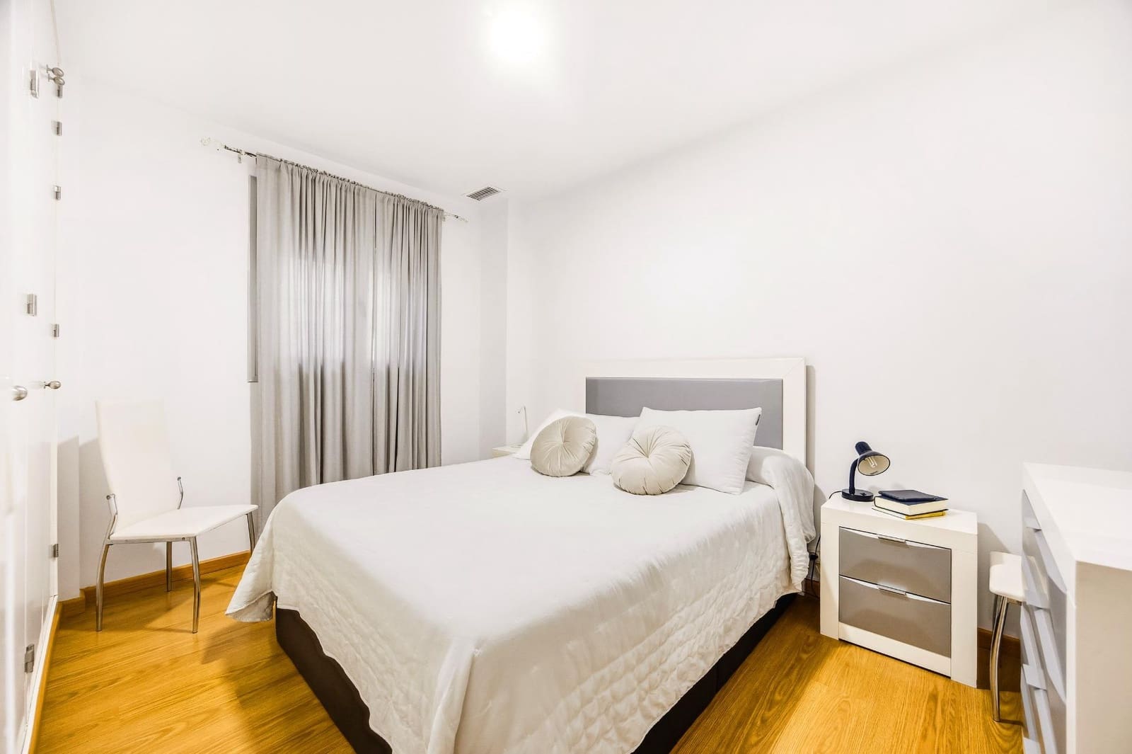 2 soveværelse Lejlighed til salg i Chiclana de la Frontera med swimmingpool garage - € 174.990 (Ref: 9698964)