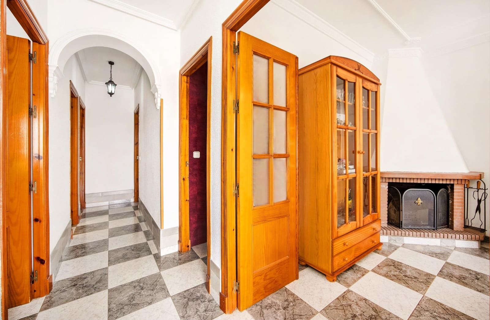 3 bedroom Villa for sale in Chiclana de la Frontera with pool - € 419,990 (Ref: 9698965)