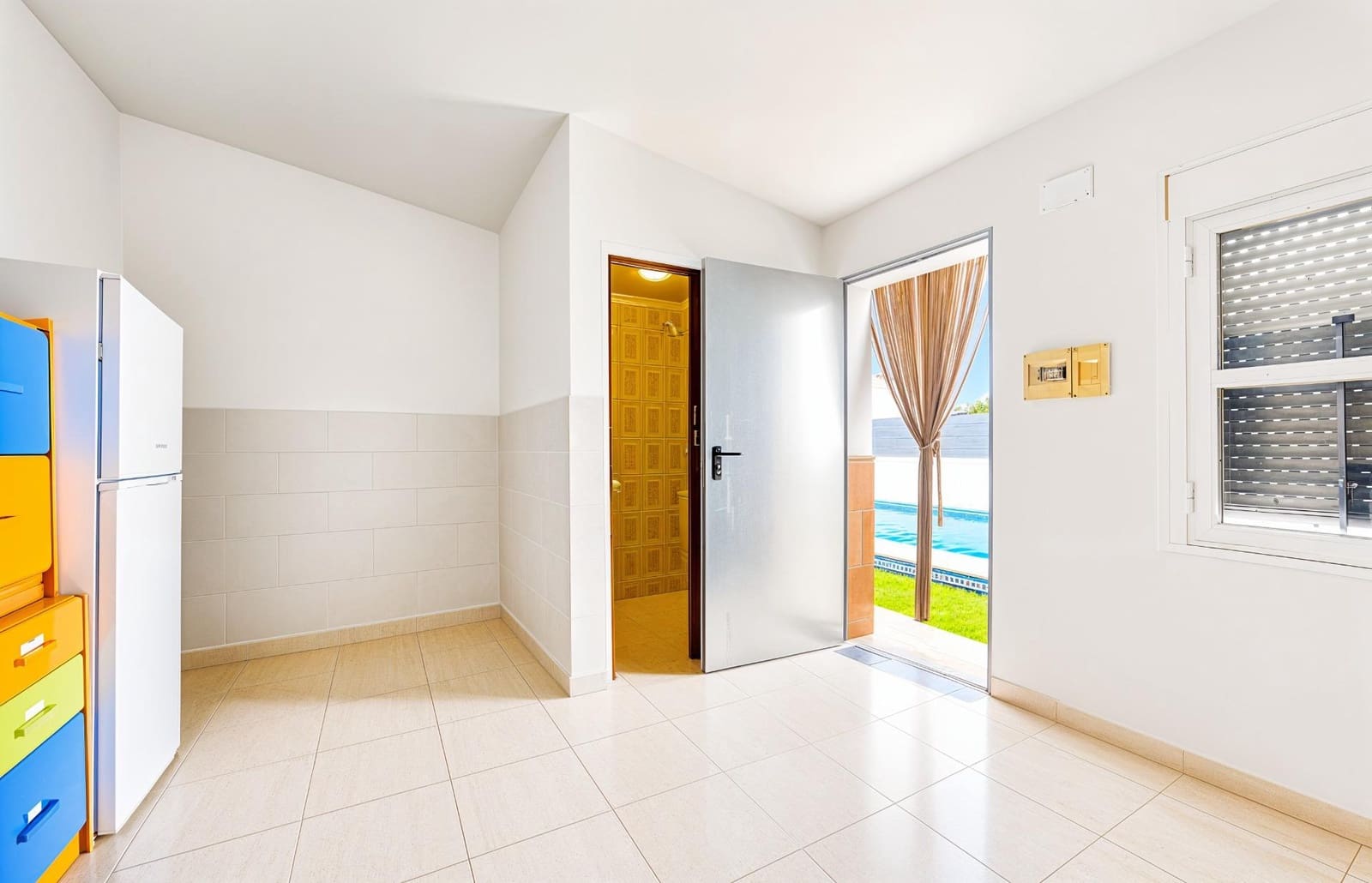 3 bedroom Villa for sale in Chiclana de la Frontera with pool - € 389,990 (Ref: 9698965)