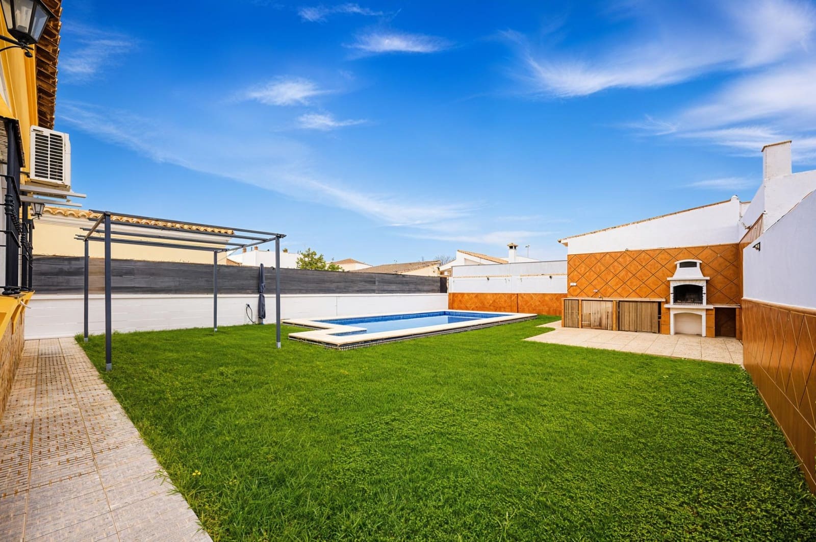 3 sovrum Villa till salu i Chiclana de la Frontera med pool - 389 990 € (Ref: 9698965)