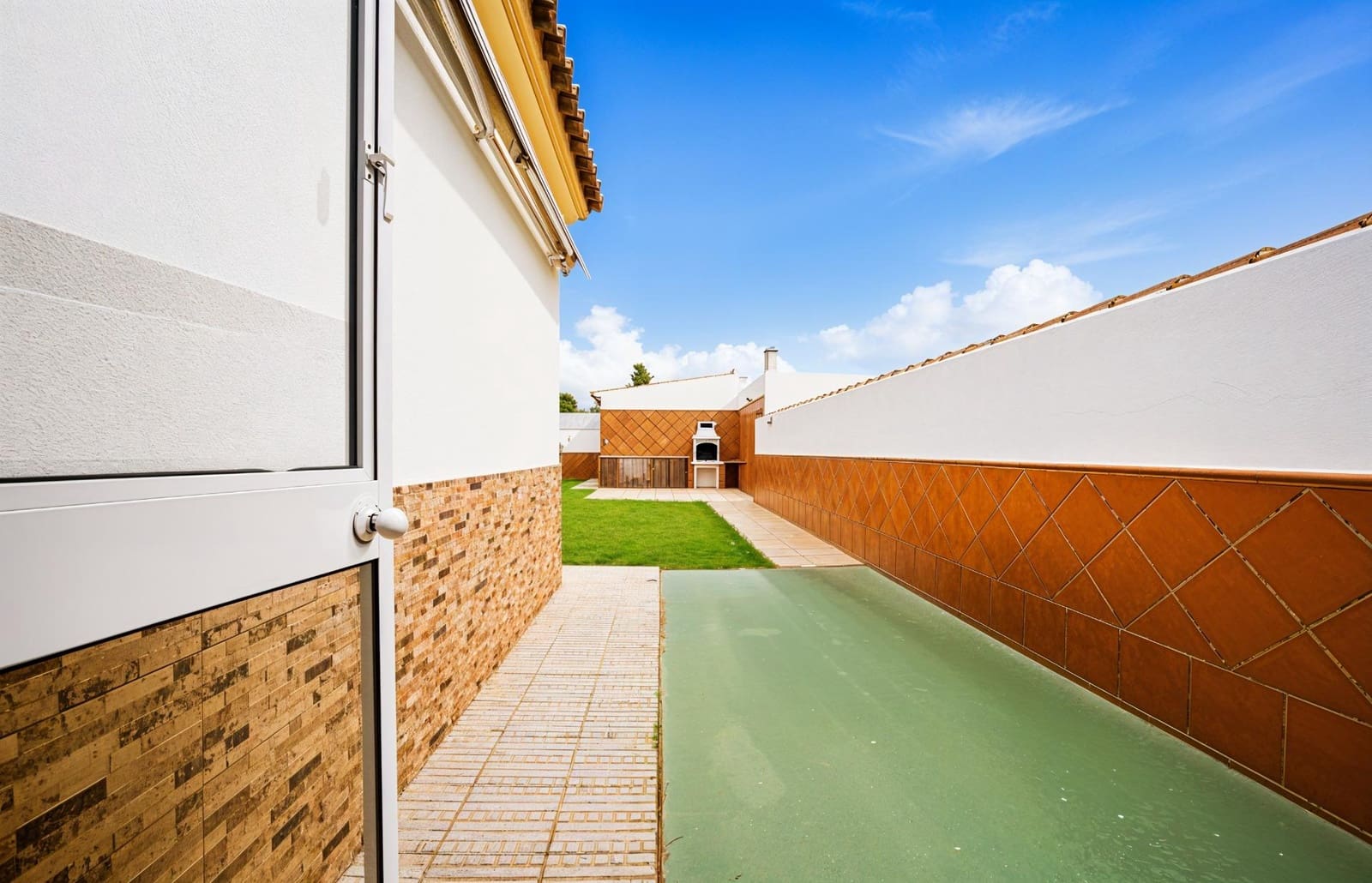 3 sovrum Villa till salu i Chiclana de la Frontera med pool - 389 990 € (Ref: 9698965)