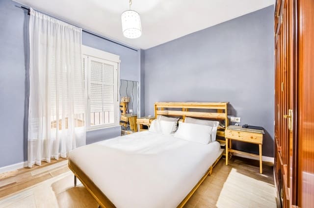 2 soveværelse Lejlighed til salg i Chiclana de la Frontera - € 149.990 (Ref: 9732435)