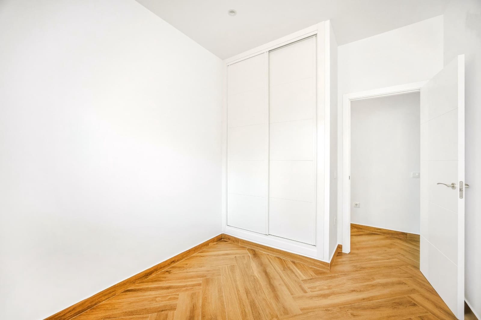 3 bedroom Townhouse for sale in Chiclana de la Frontera - € 259,990 (Ref: 9743986)