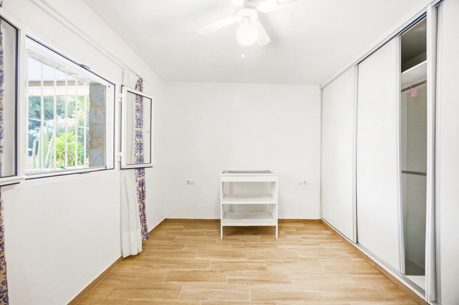 2 makuuhuone Huvila myytävänä paikassa Chiclana de la Frontera - 199 990 € (Ref: 9812328)