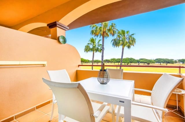 2 soveværelse Lejlighed til salg i Novo Sancti Petri, Chiclana de la Frontera med swimmingpool - € 329.990 (Ref: 9818110)