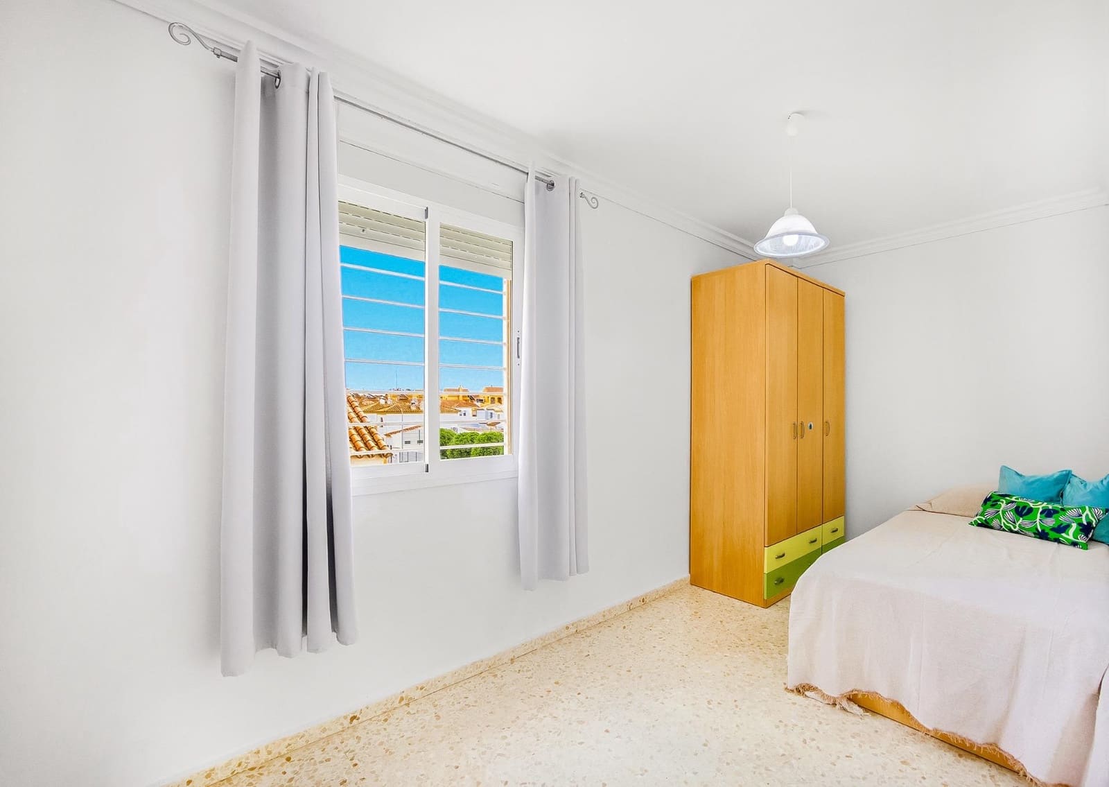 3 soveværelse Lejlighed til salg i Chiclana de la Frontera - € 185.990 (Ref: 9846652)