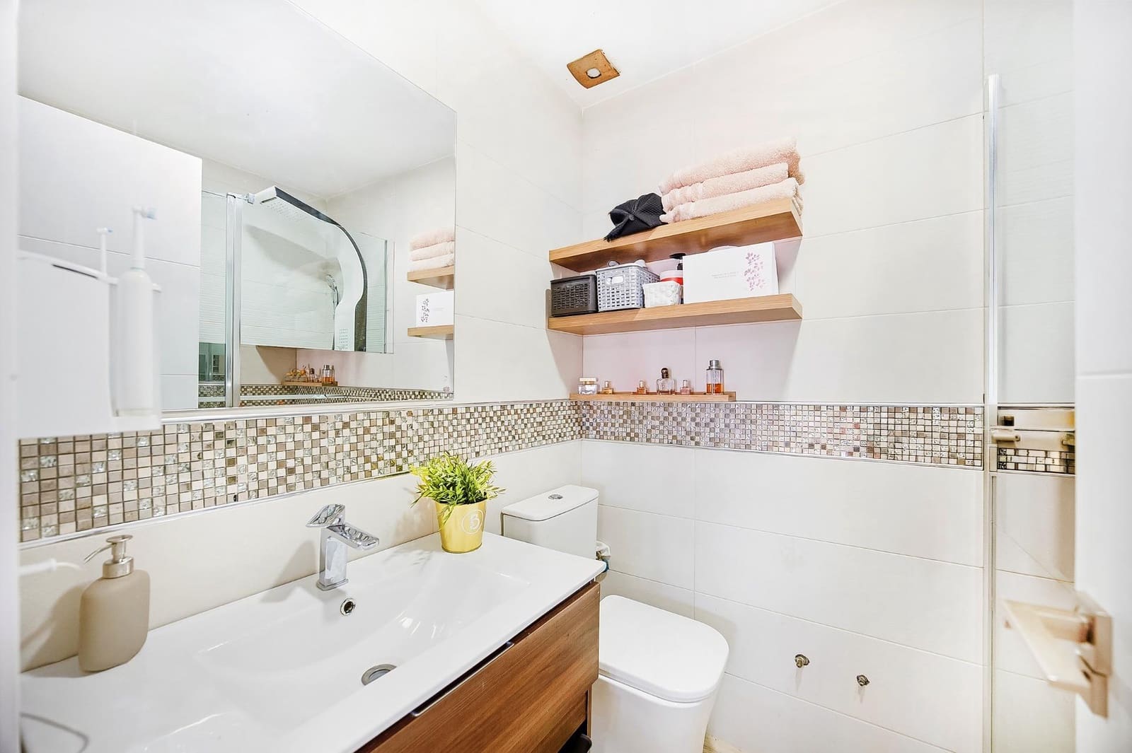 3 soveværelse Lejlighed til salg i Chiclana de la Frontera - € 189.990 (Ref: 9849656)