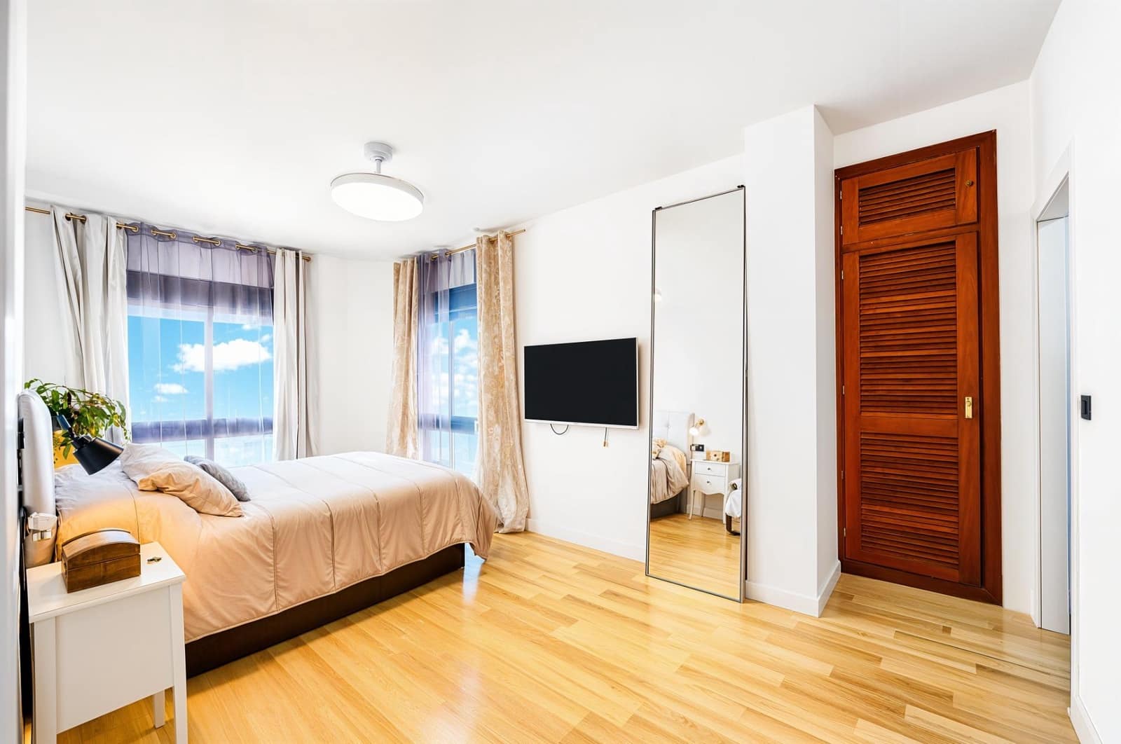 3 chambre Appartement à vendre à Chiclana de la Frontera - 189 990 € (Ref: 9849656)