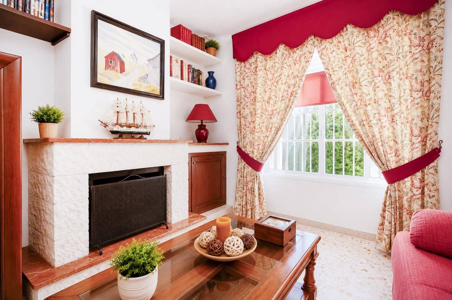 3 bedroom Villa for sale in Chiclana de la Frontera with pool garage - € 399,900 (Ref: 9851961)