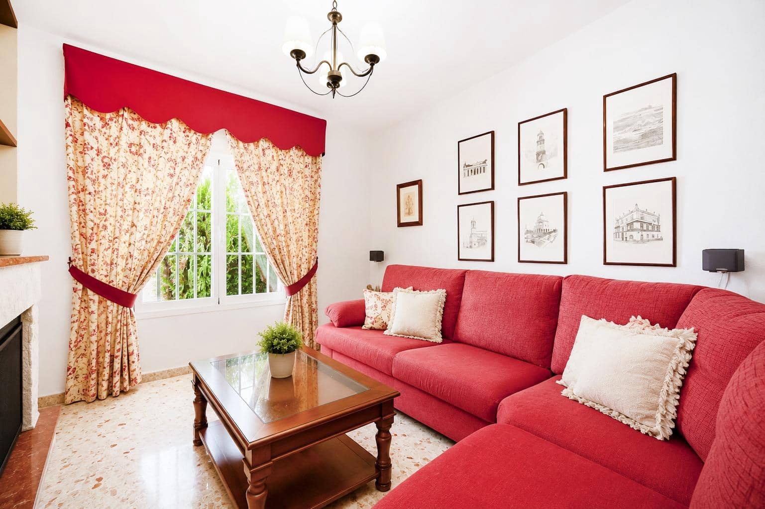 3 bedroom Villa for sale in Chiclana de la Frontera with pool garage - € 399,900 (Ref: 9851961)